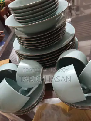 Brand New 32-Piece Premium Ceramic Dinner Set | Pear Green | Never Used