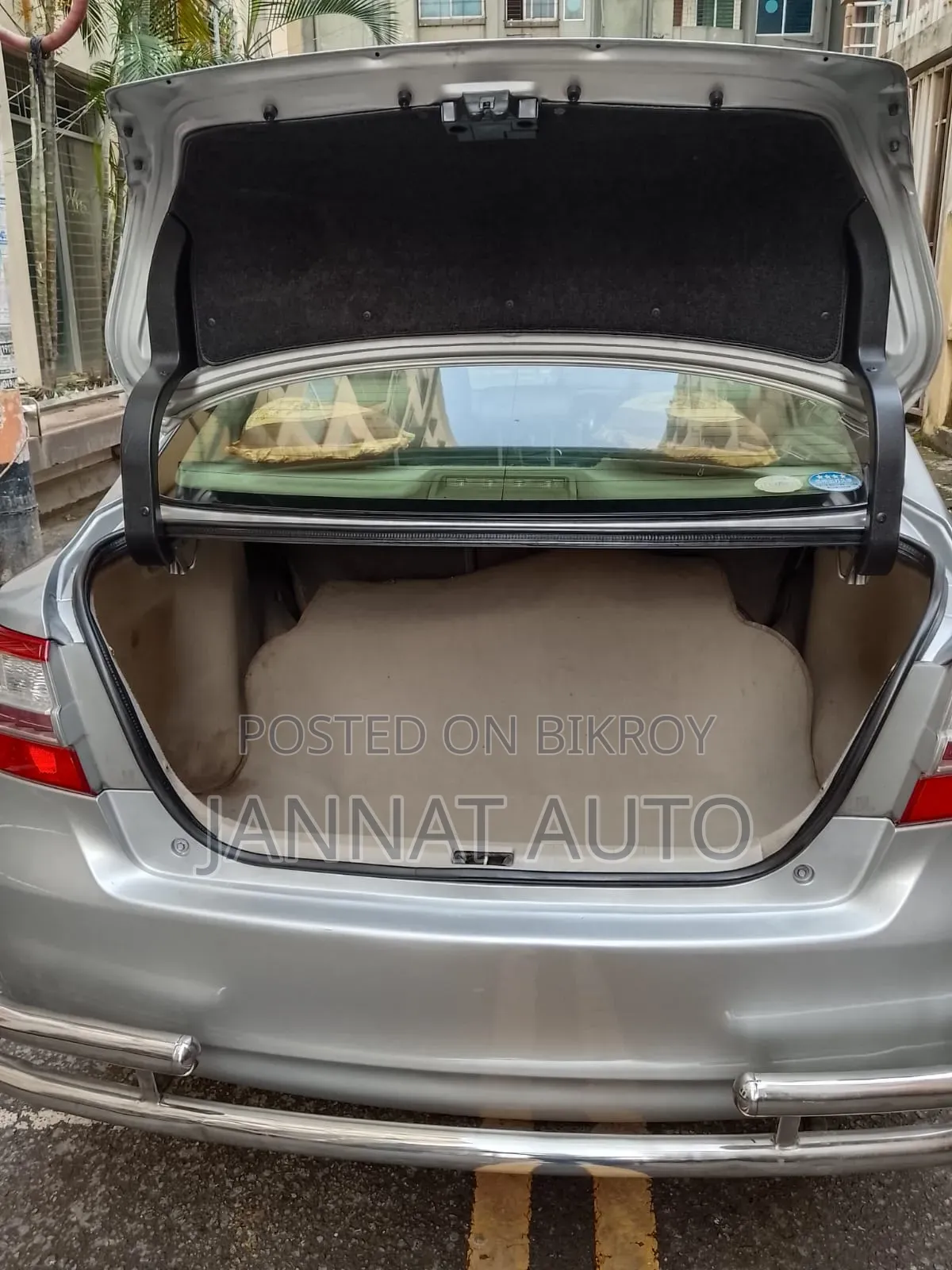 Toyota Premio 2012 Silver