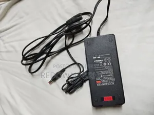 AC/DC Power Adapter