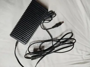 AC/DC Power Adapter