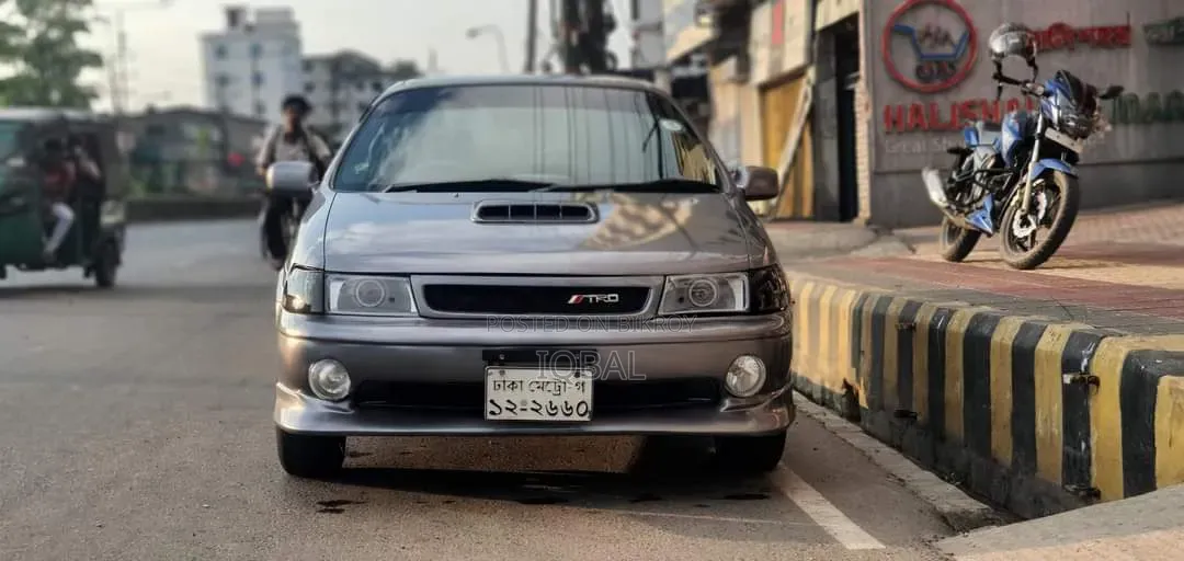 Toyota Corolla II 1997 Gray