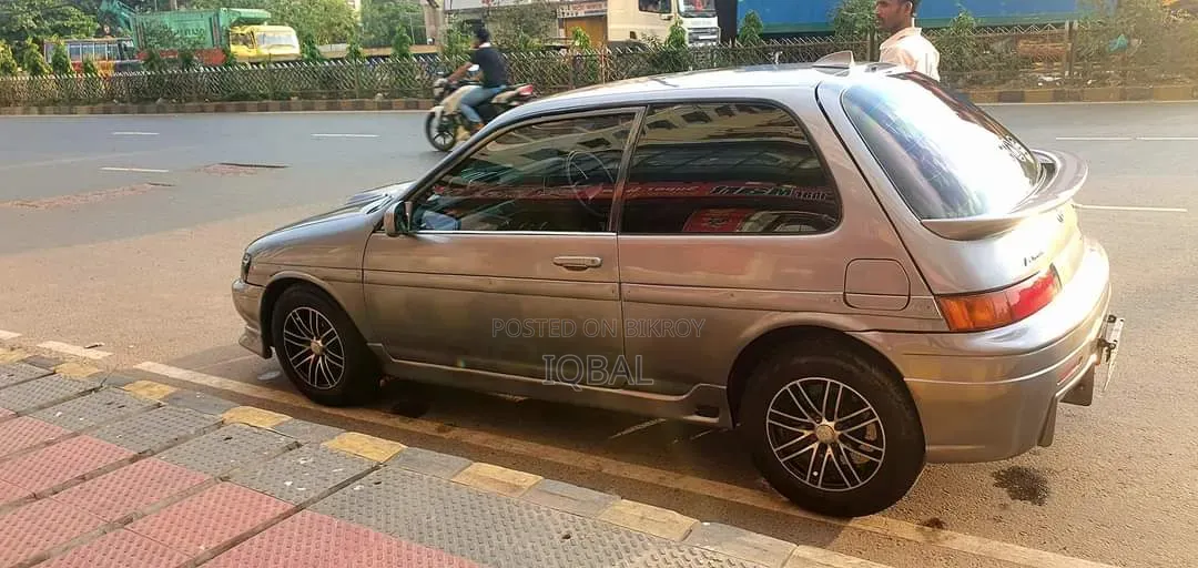 Toyota Corolla II 1997 Gray