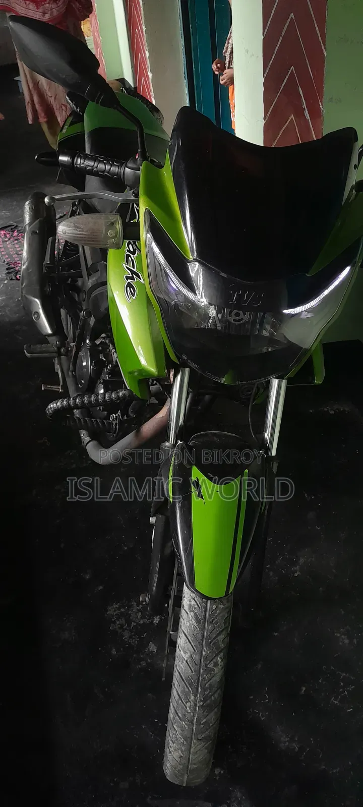 TVS Apache RTR 160 2V 2016 Green