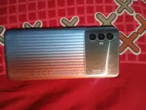 Tecno Spark 8 64 GB Orange