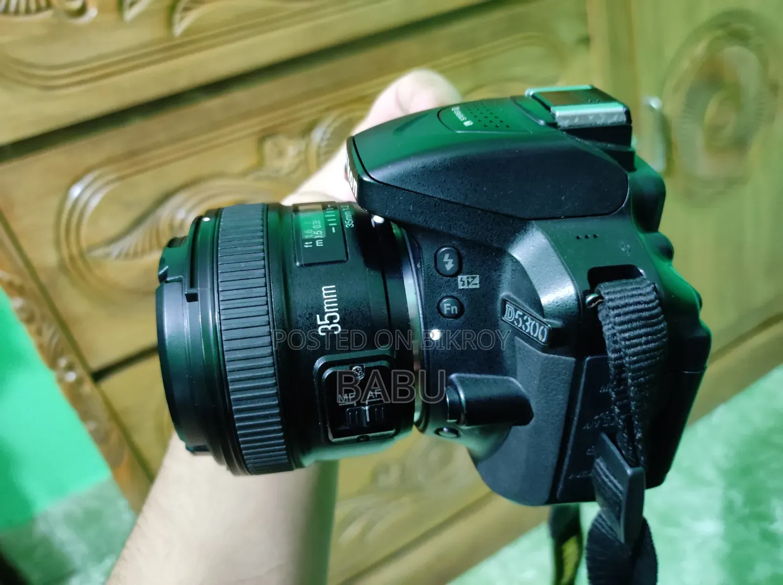 Nikon D5300 DSLR Camera