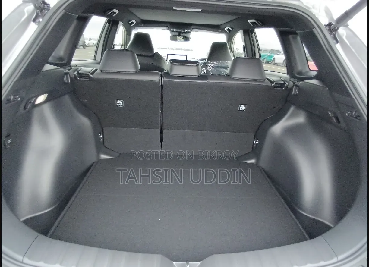 New Toyota Corolla Cross 2026 Gray