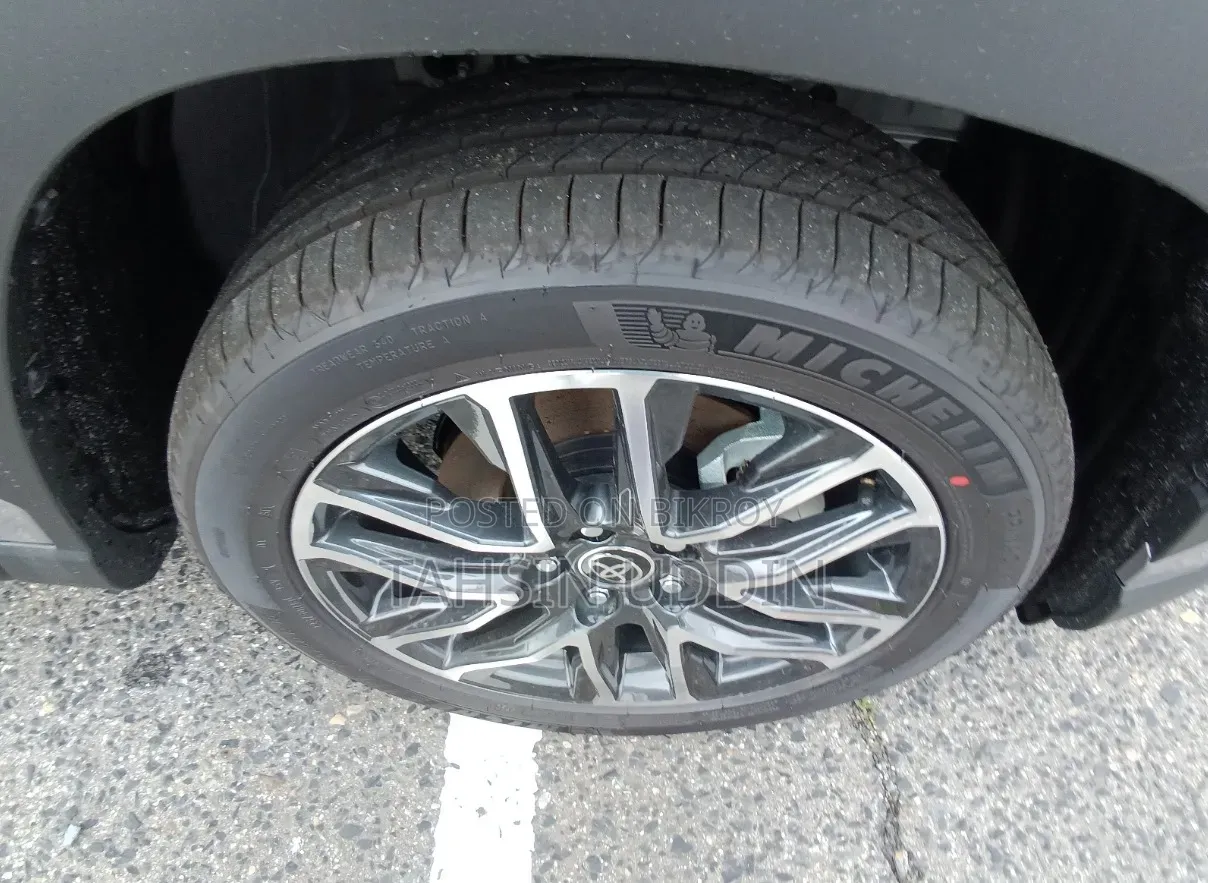New Toyota Corolla Cross 2026 Gray