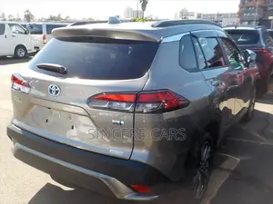 Toyota Corolla Cross 2023 Brown