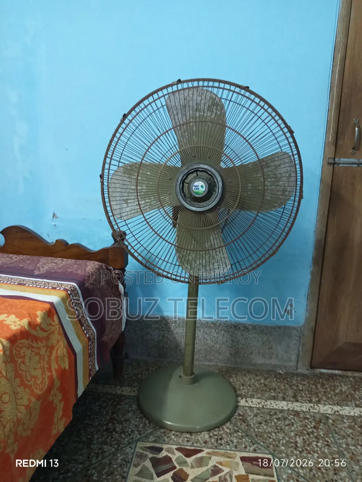 Stand Pak Fan 24"