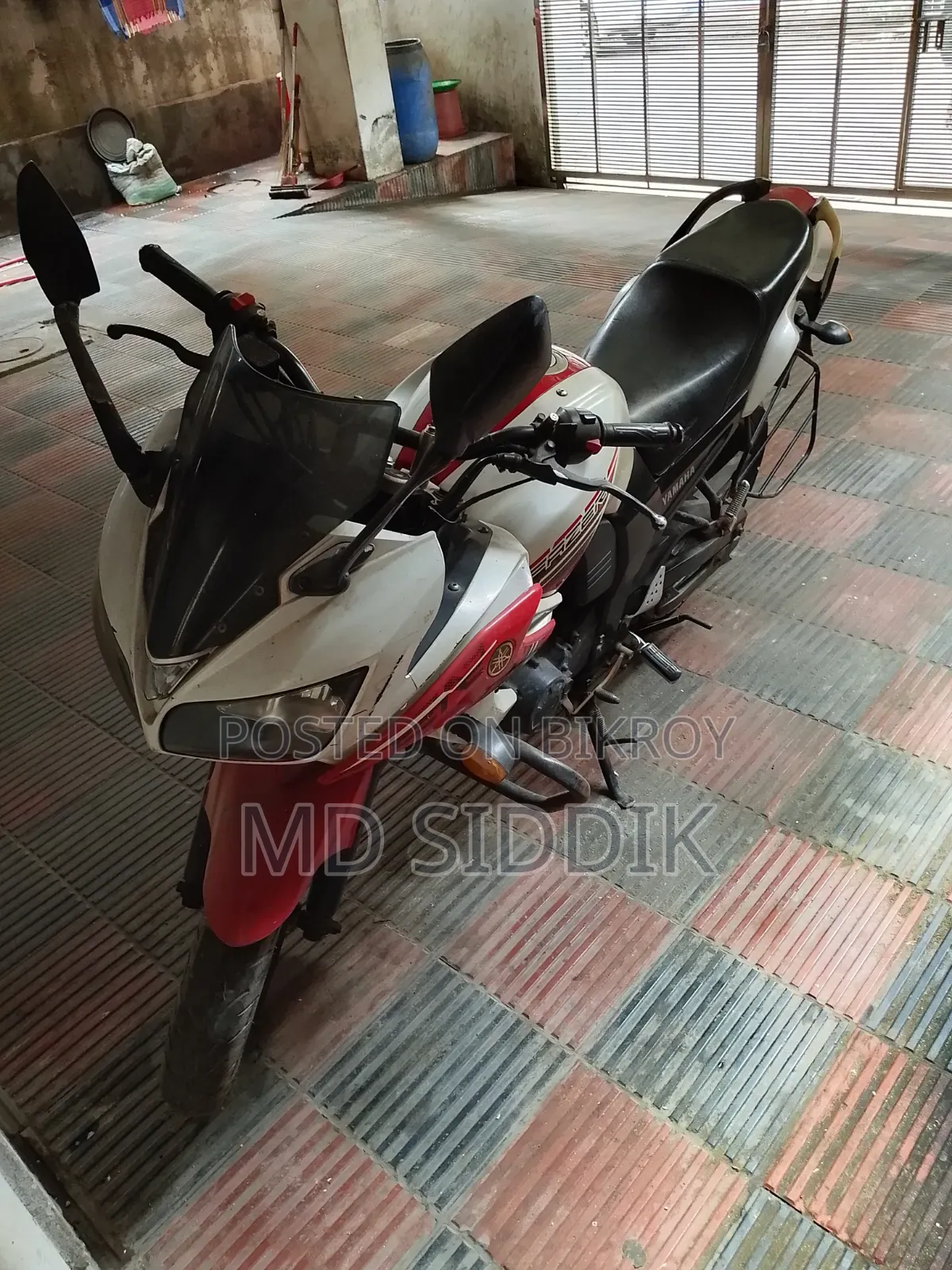 Yamaha FZ 2015 White