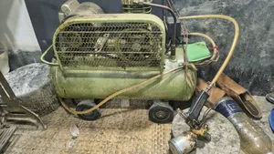 Swan Colour Spray Machine