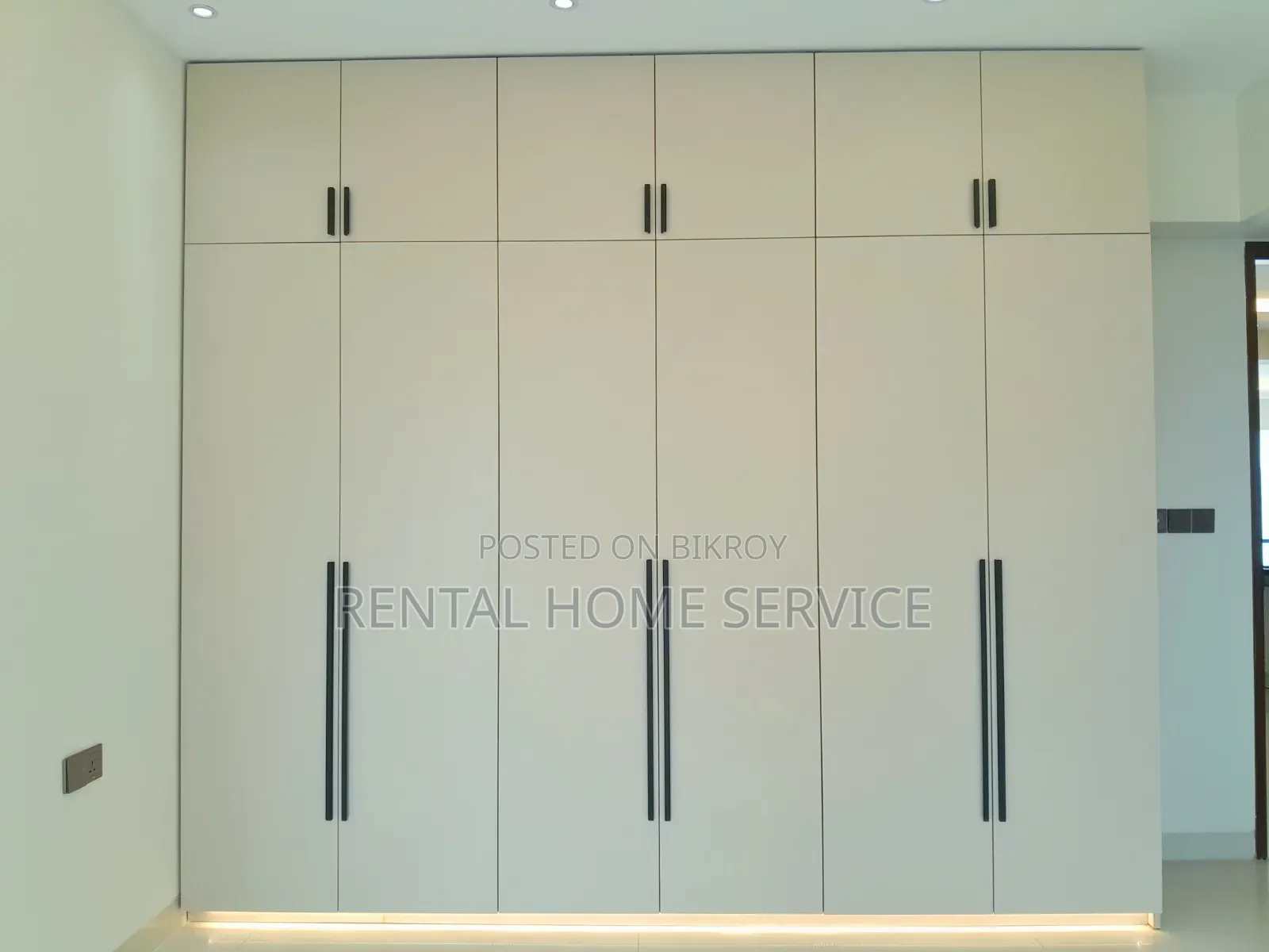 3-Bedroom Apartment in Semi-Furnished for Rent