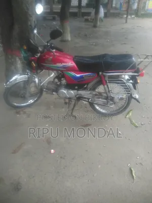 হোন্ডা ২০১৮ লাল