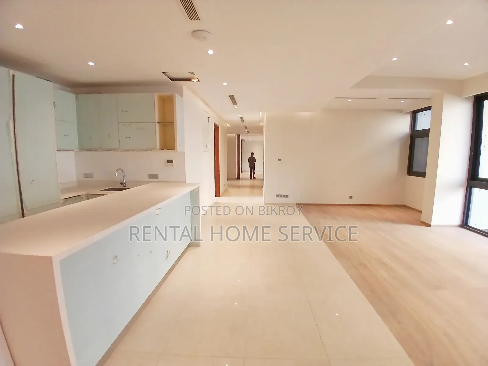 4-Bedroom Apartment in Semi-Furnished for Rent