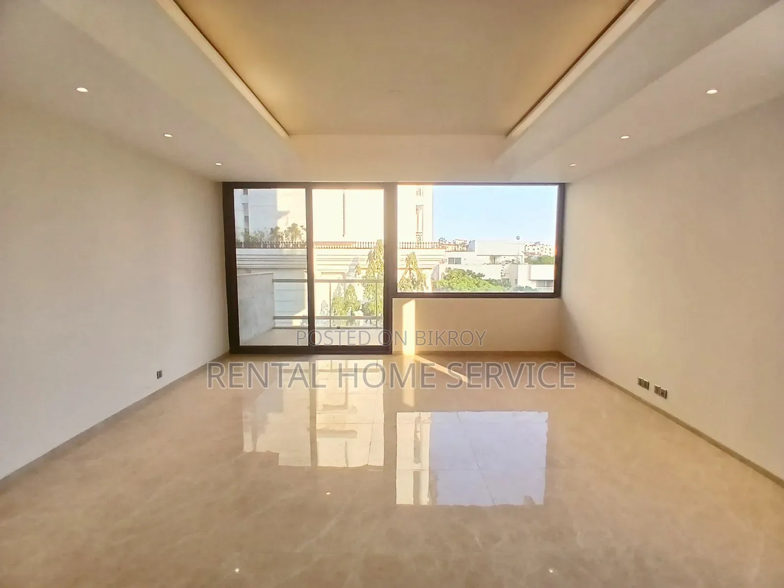4-Bedroom Apartment in Semi-Furnished for Rent