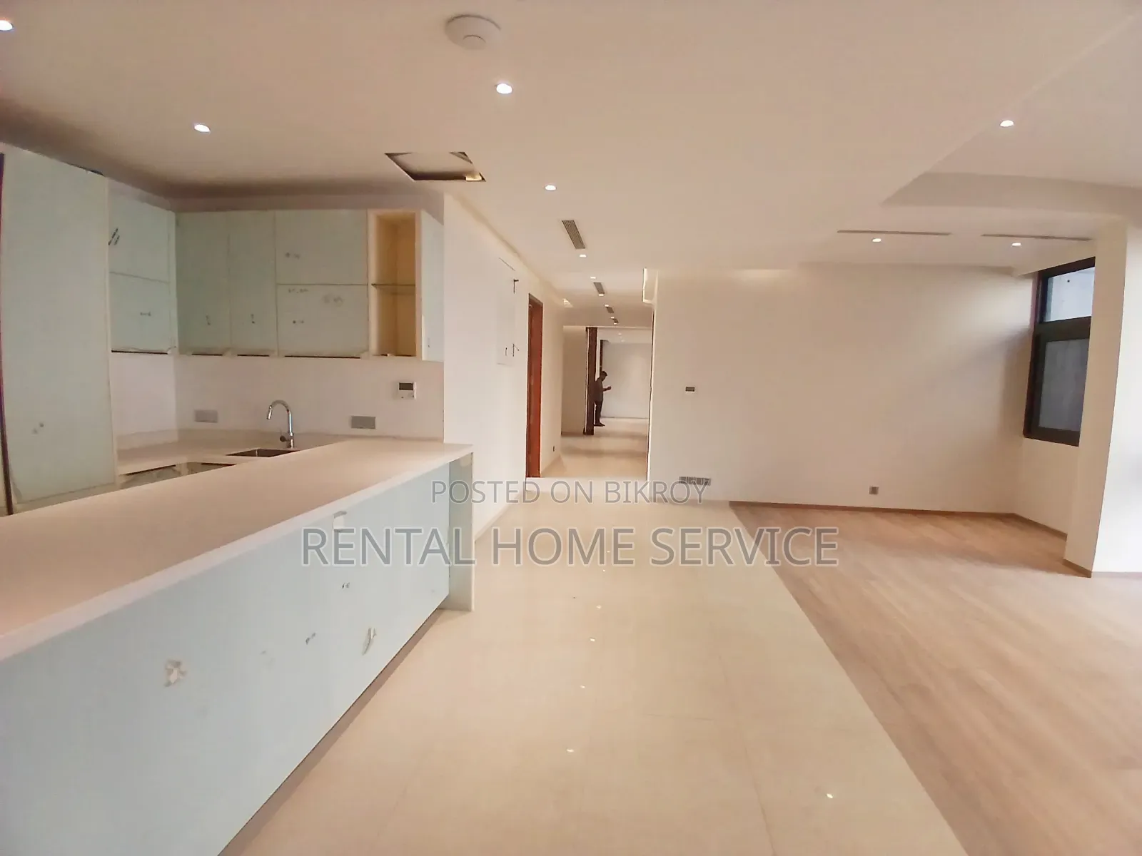 4-Bedroom Apartment in Semi-Furnished for Rent