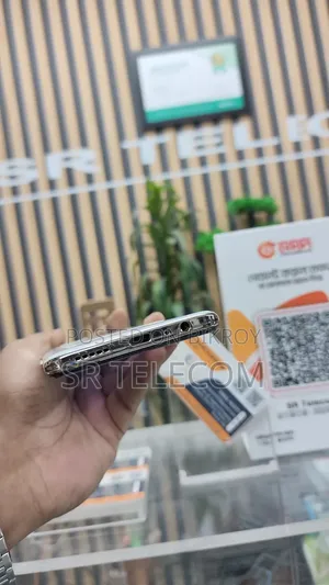 Vivo V17 128 GB Silver