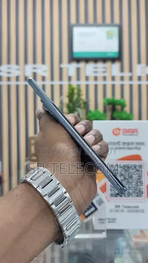 ওপ্পো রেনো১০ (চায়না) ২৫৬ জিবি গ্রিন