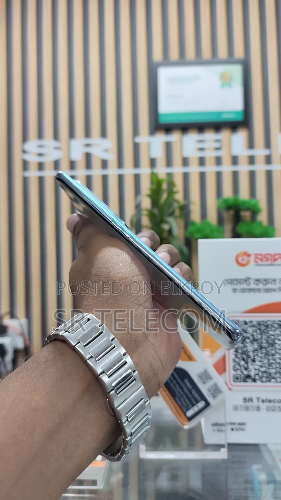ওপ্পো রেনো১০ (চায়না) ২৫৬ জিবি গ্রিন