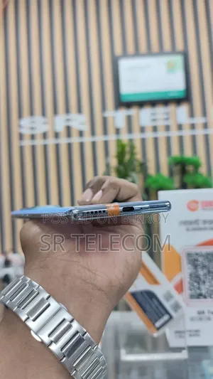 ওপ্পো রেনো১০ (চায়না) ২৫৬ জিবি গ্রিন
