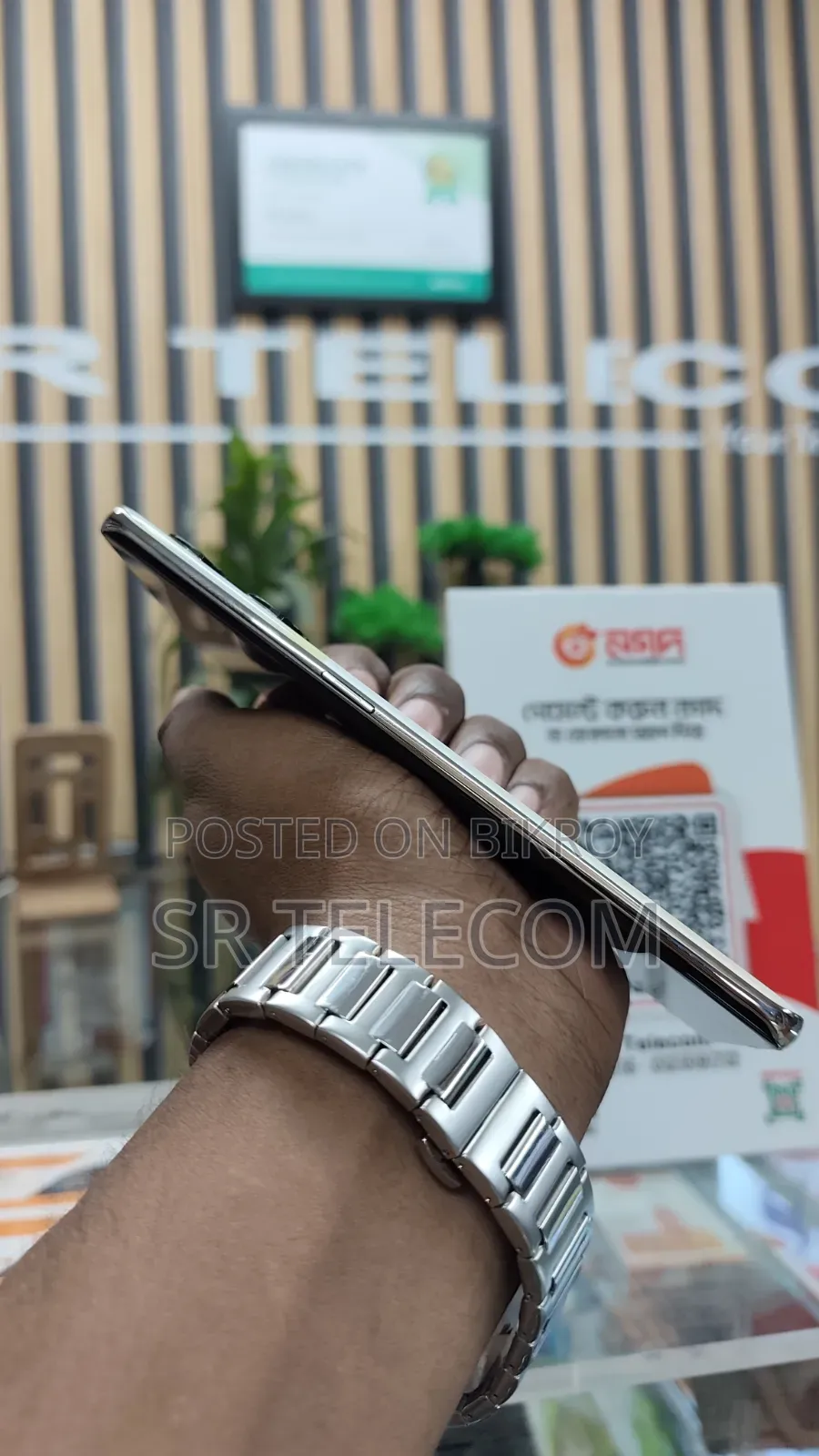 Oppo Reno9 256 GB Gold
