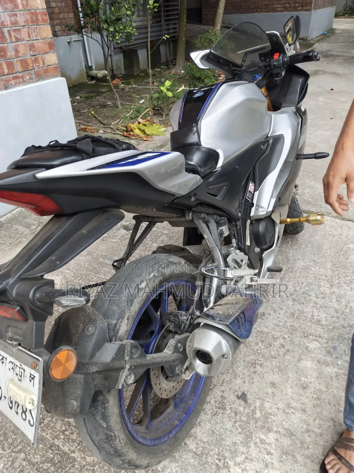 Yamaha R1 2023 Silver