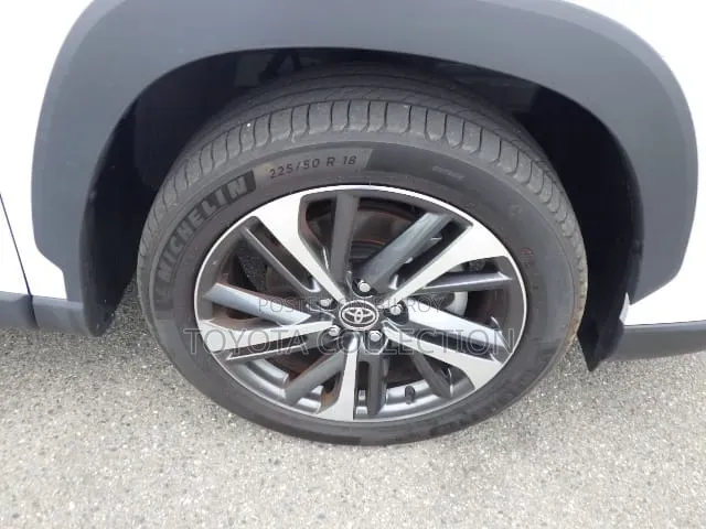 Toyota Corolla Cross 2021 Pearl