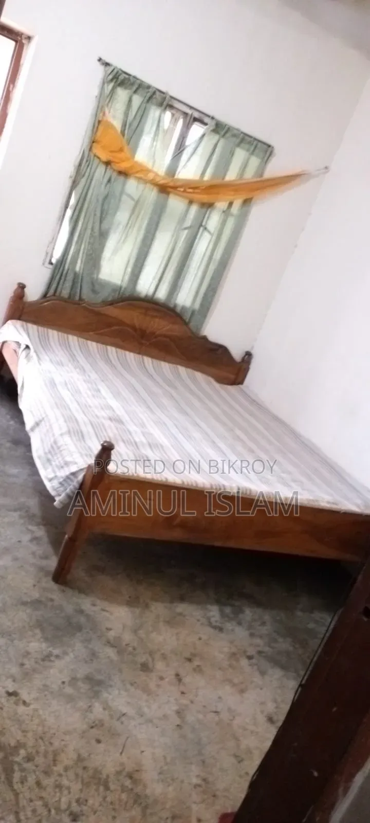 ব্যবহৃত ৬/৭ ফিট খাট