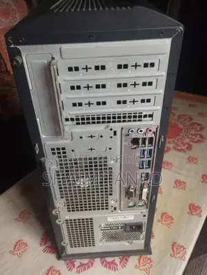 Desktop Computer 8GB AMD Ryzen 3 SSD 256GB