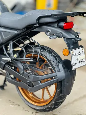 Yamaha 2025 Brown