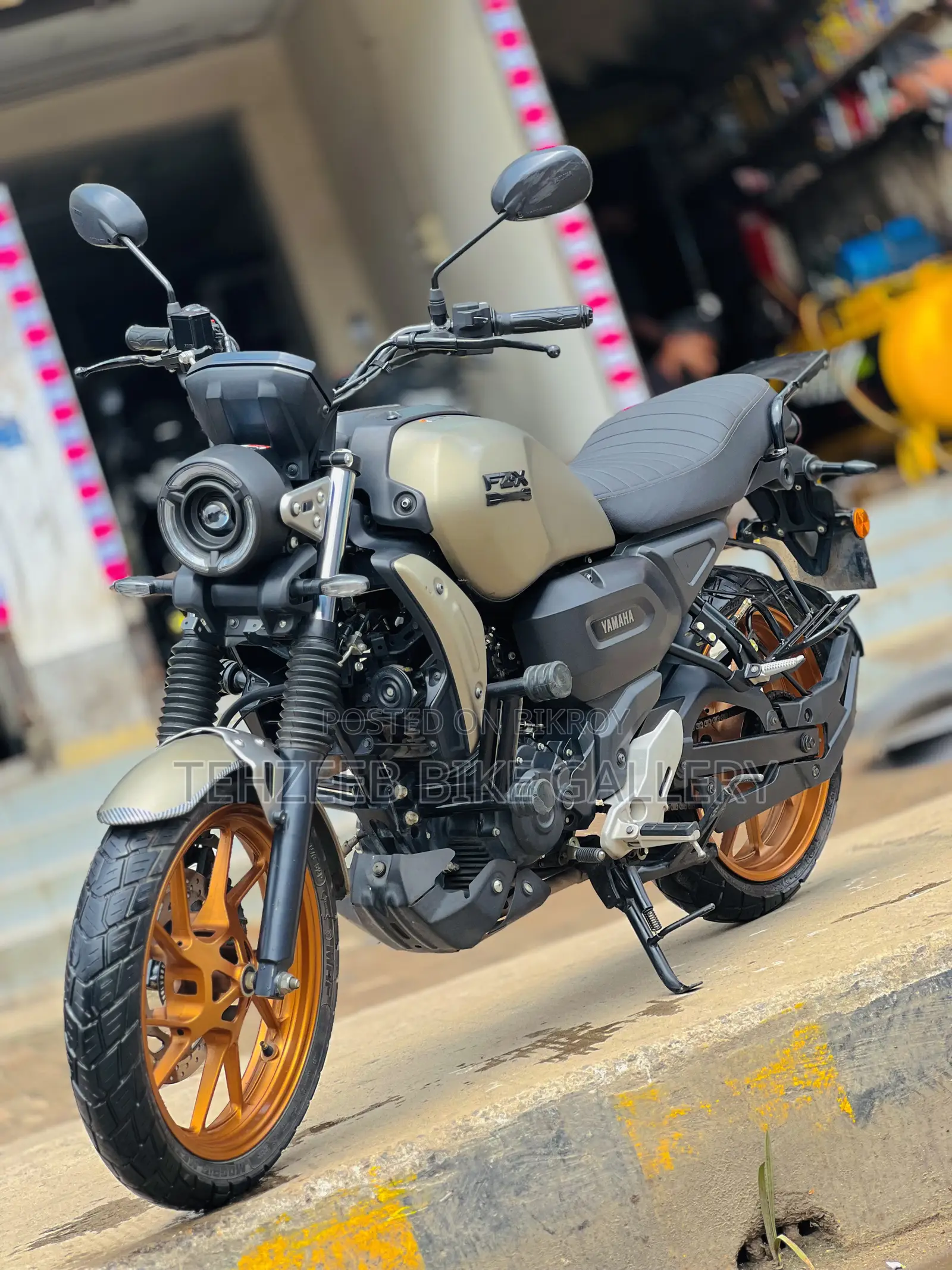 Yamaha 2025 Brown
