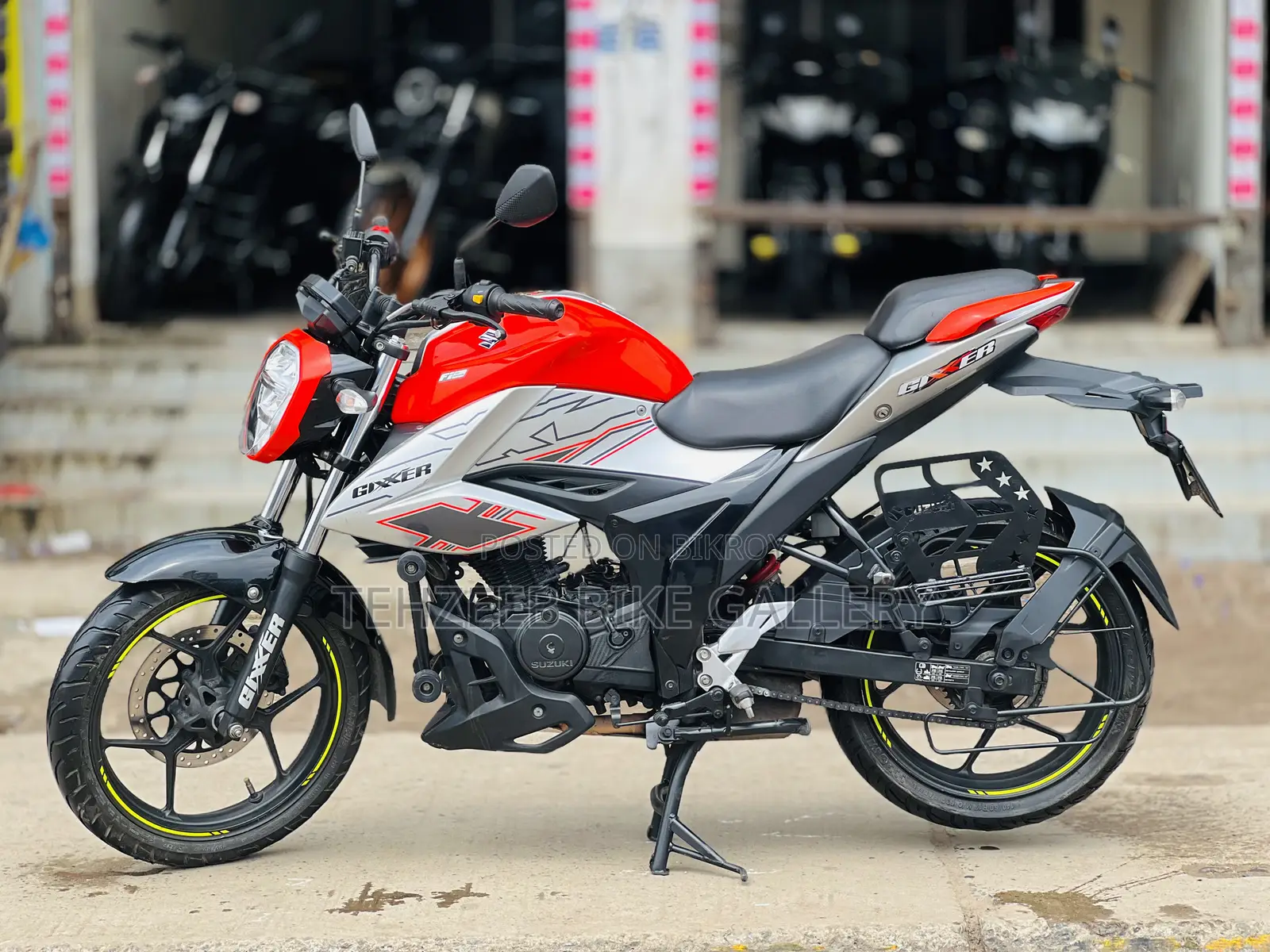 Suzuki 2025 Orange