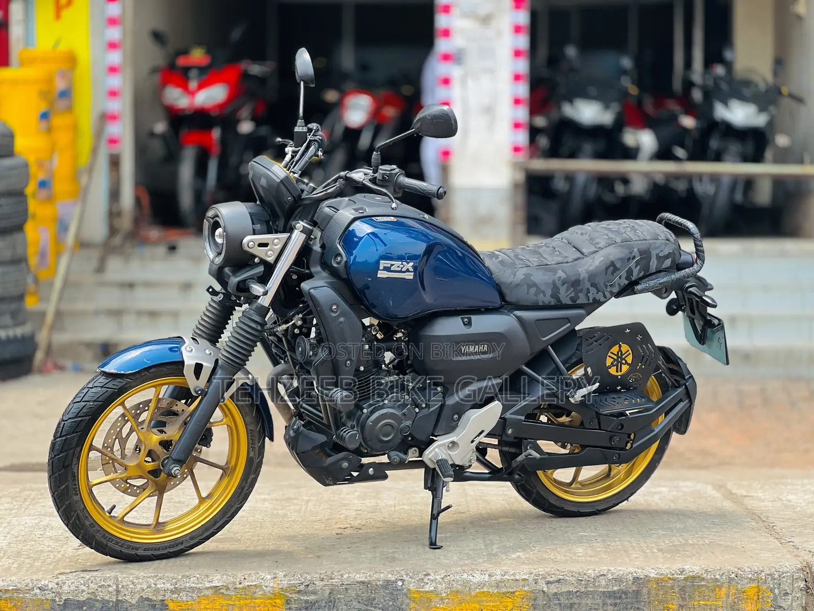 Suzuki 2025 Blue