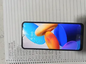 Vivo Y02 32 GB Yellow
