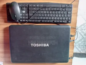 Laptop Toshiba Satellite C675 2GB HDD 500GB
