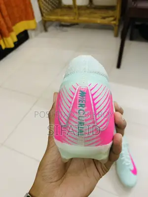 Nike Air Zoom Mercurial Vapor 16 Elite