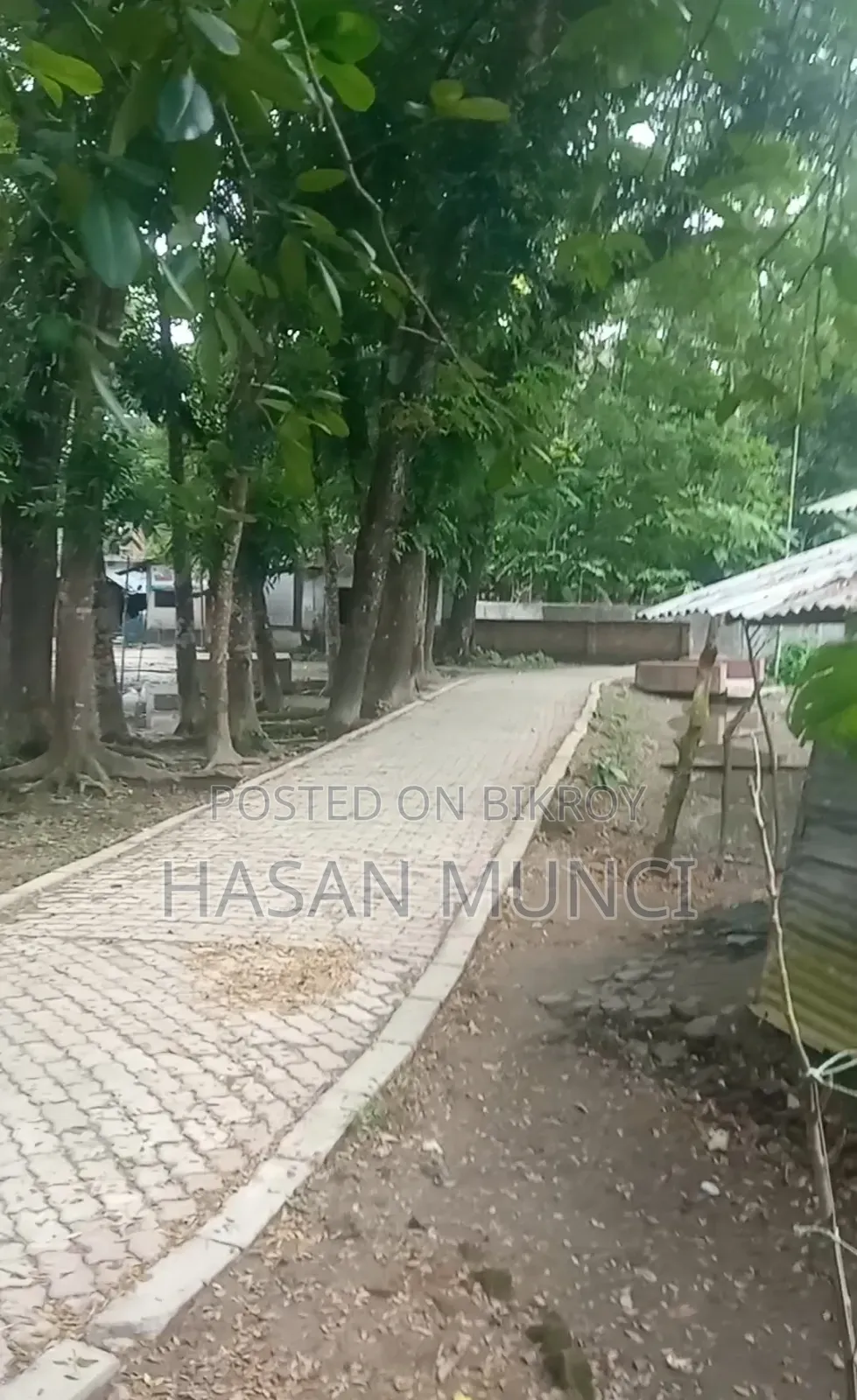 ৩০ শতাংশ আবাসিক এলাকায়