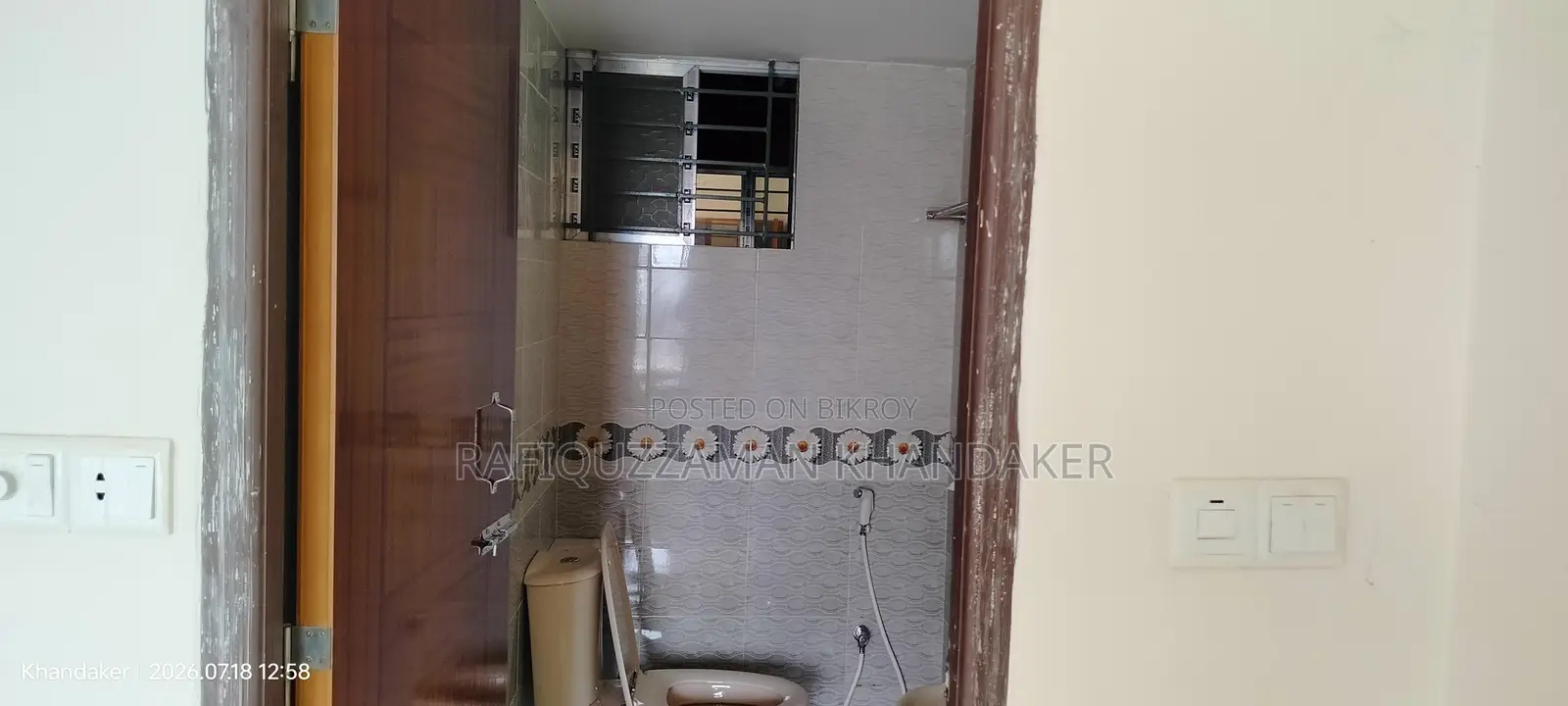 বাসাবোর মাল্টিপ্ল্যান স্কয়ারে ৩ বেডরুমের অ্যাপার্টমেন্ট বিক্রয়ের জন্য