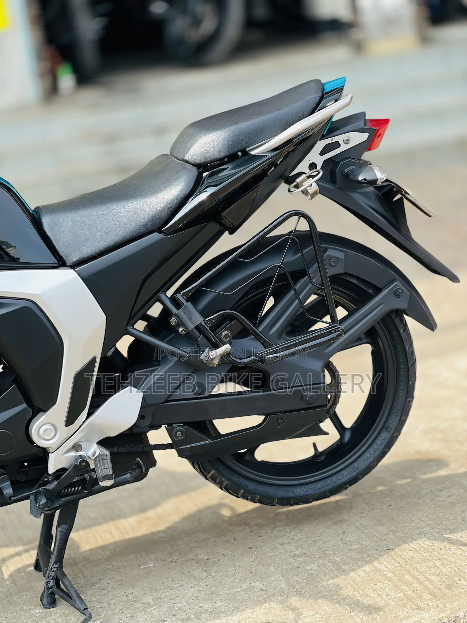 Yamaha 2018 Blue