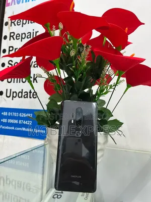 ওয়ানপ্লাস ৮ প্রো ১২৮ জিবি ব্ল্যাক