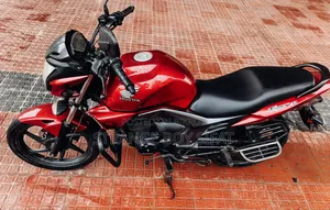 Honda CB 2018 Red
