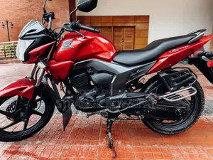Honda CB 2018 Red
