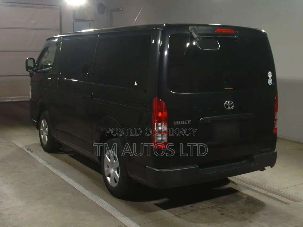 Toyota HiAce 2020 Black