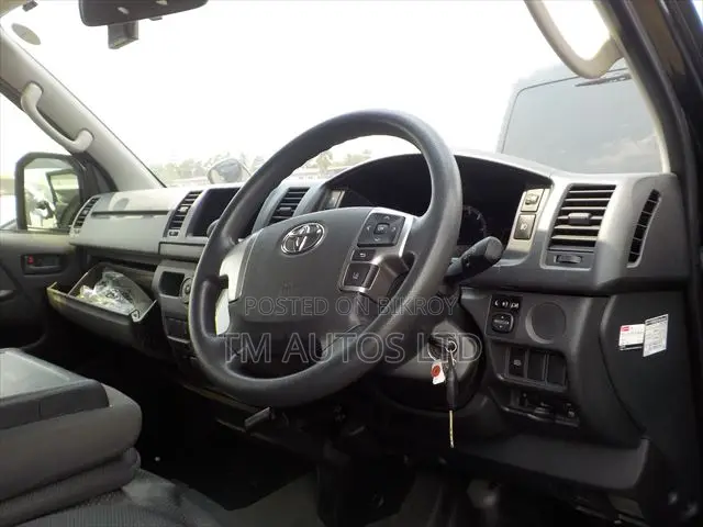 Toyota HiAce 2020 Black