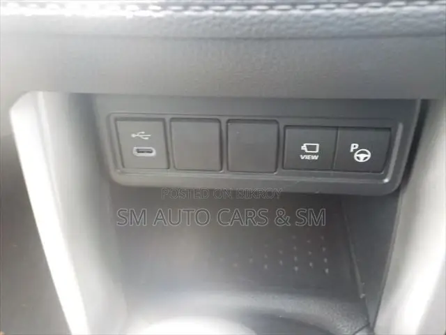 Toyota Corolla Cross 2024 Pearl