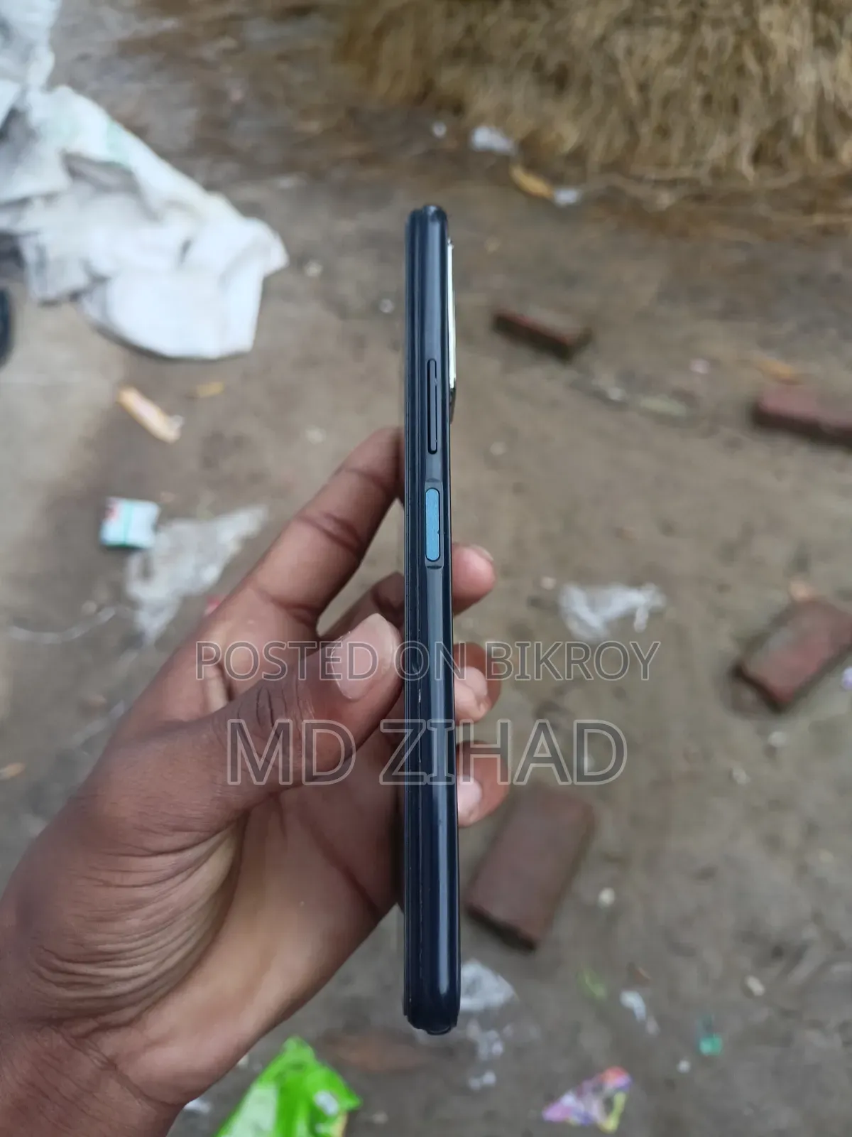 Vivo Y12 32 GB Black