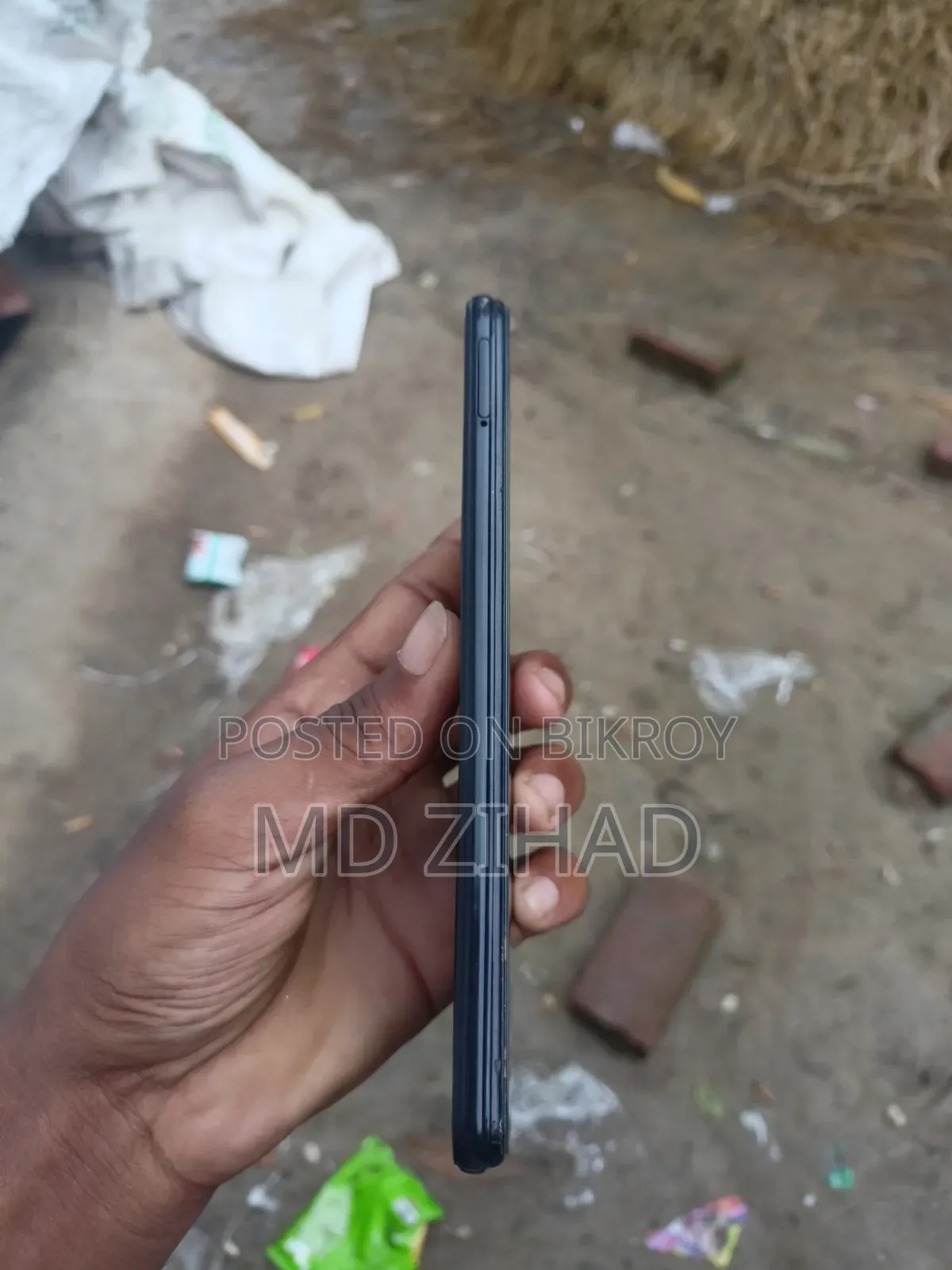 Vivo Y12 32 GB Black