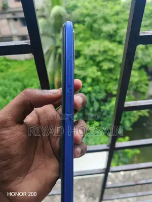 Vivo Y21 64 GB Blue