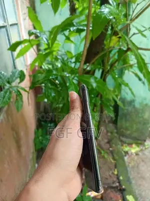 নতুন অ্যাপল আইফোন এক্সএস ৬৪ জিবি কালো