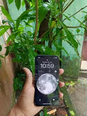 নতুন অ্যাপল আইফোন এক্সএস ৬৪ জিবি কালো